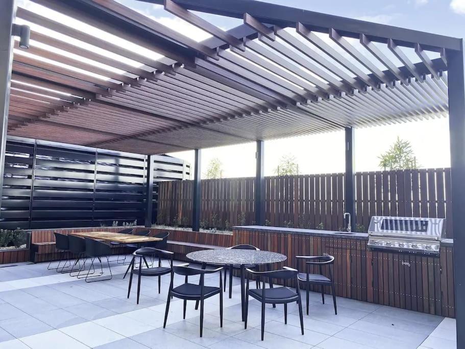 Skyone Lux 2Bed2Bath Aprt In Boxhill And Free Carpark Apartment Box Hill Exterior photo